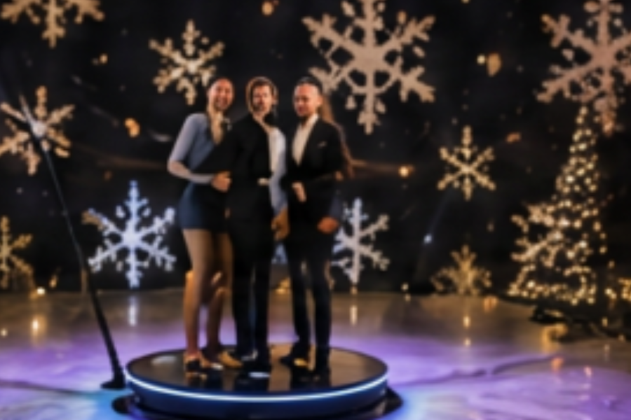 Holiday 360 Video Booth